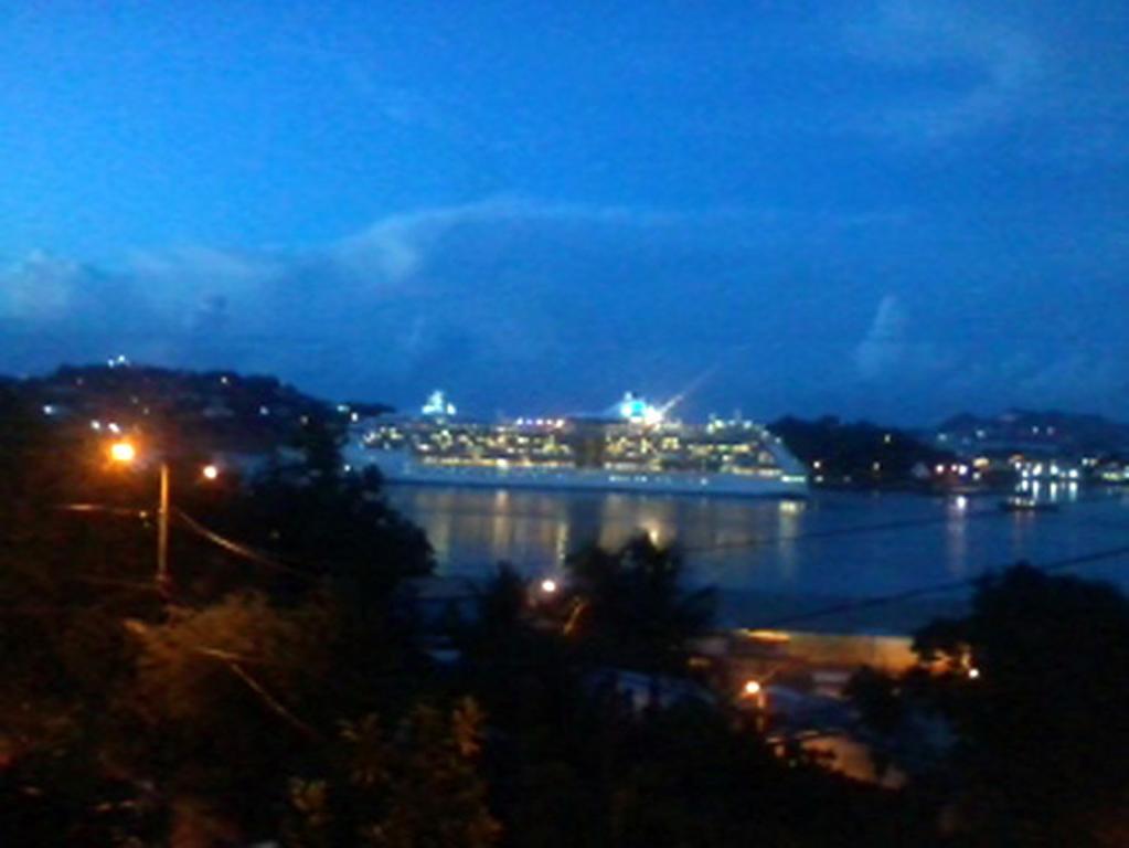 Harbour Vista Inn Κάστρις Δωμάτιο φωτογραφία