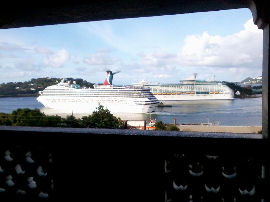 Harbour Vista Inn Κάστρις Δωμάτιο φωτογραφία